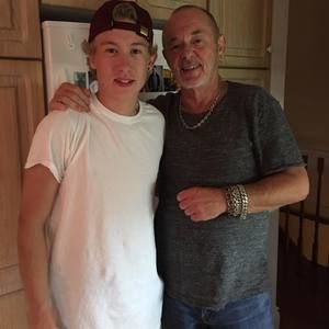 Meet your Posher, Carter